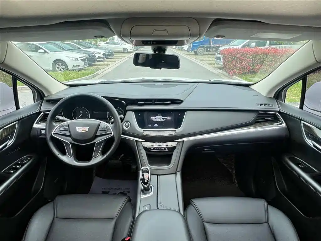 Cadillac XT5 2018 25T Luxury фото 7