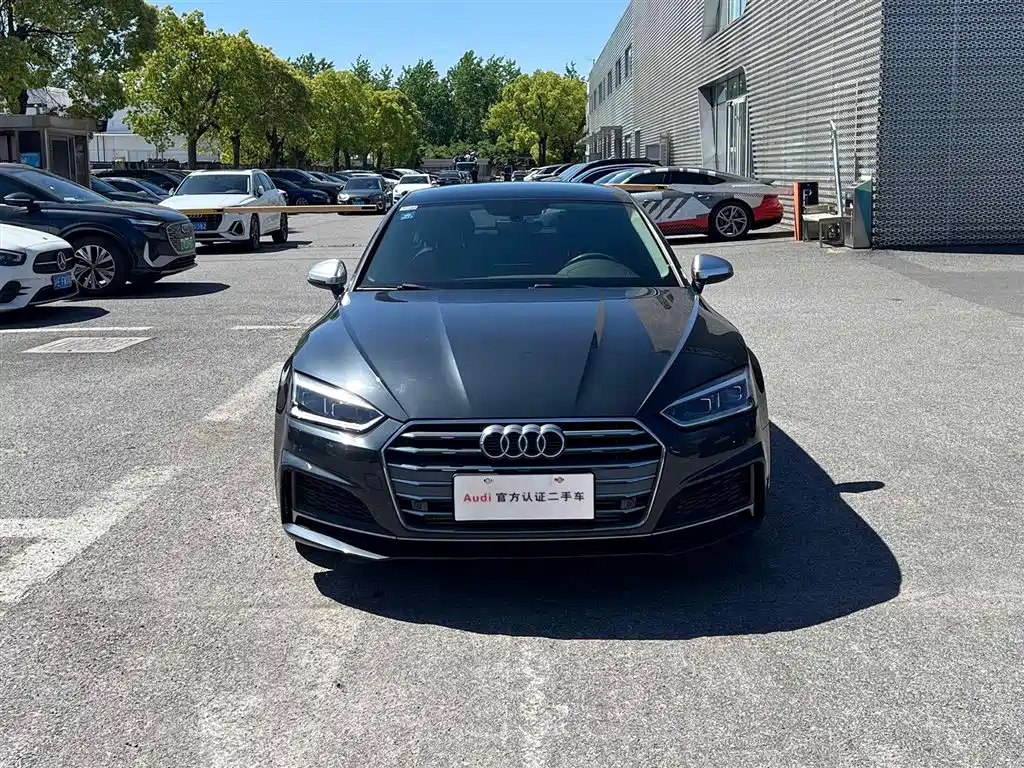 Audi A5 (Import) 2019 Sportback 40 TFSI Fashion фото 2