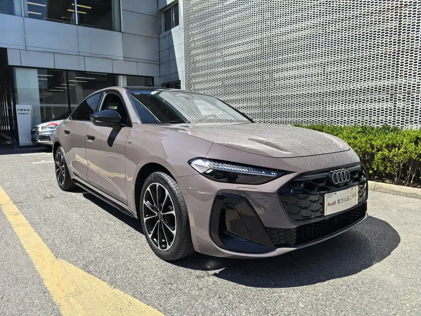 Audi A5L 2025 2.0T Sport Edition Plus фото 3