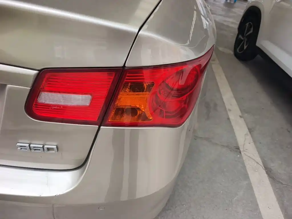 Roewe 350 2018 2015 Model 1.5L Manual Luxury Sunroof Edition