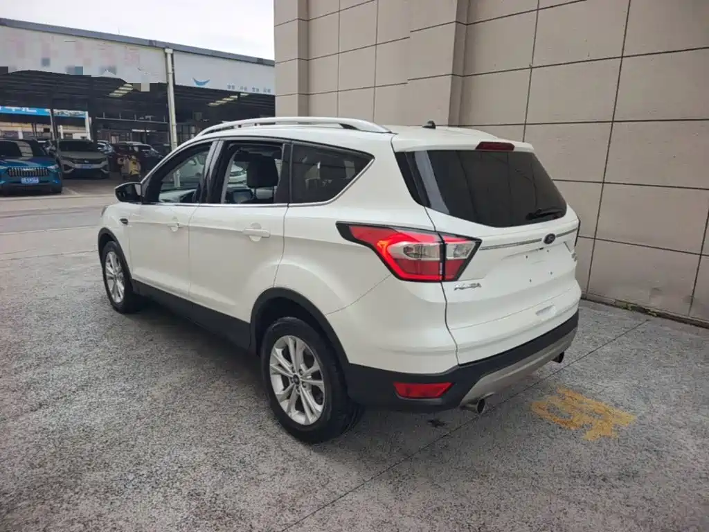 Ford Kuga 2019 2018 Facelift EcoBoost 180 FWD Boyi Edition