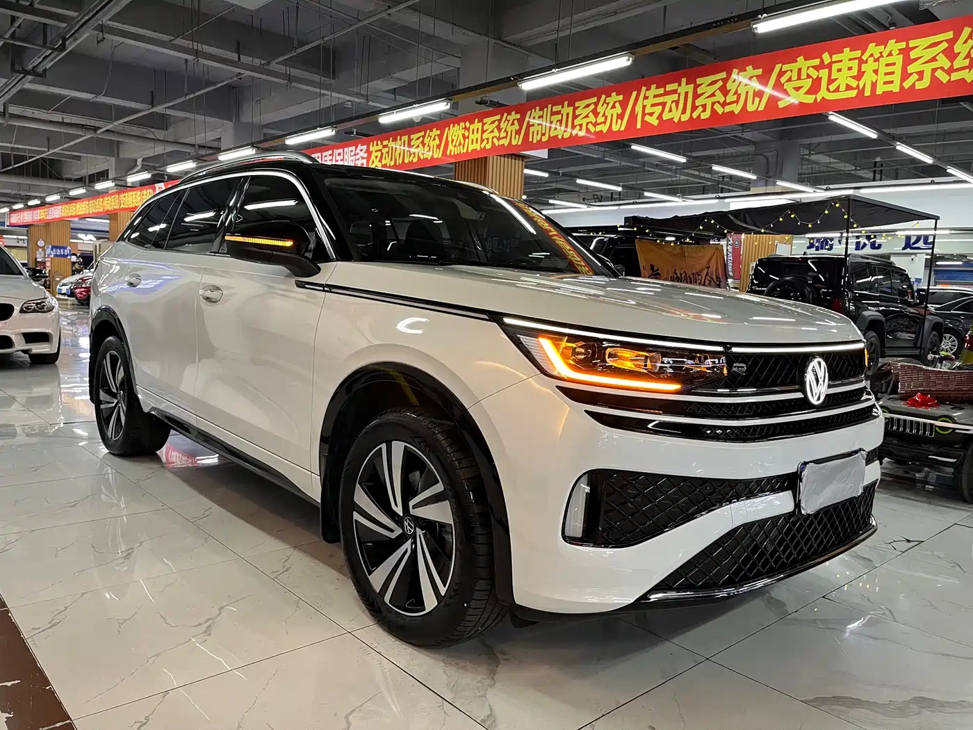 Volkswagen Talagon 2023 380TSI 4WD R-Line Touring Edition фото 6