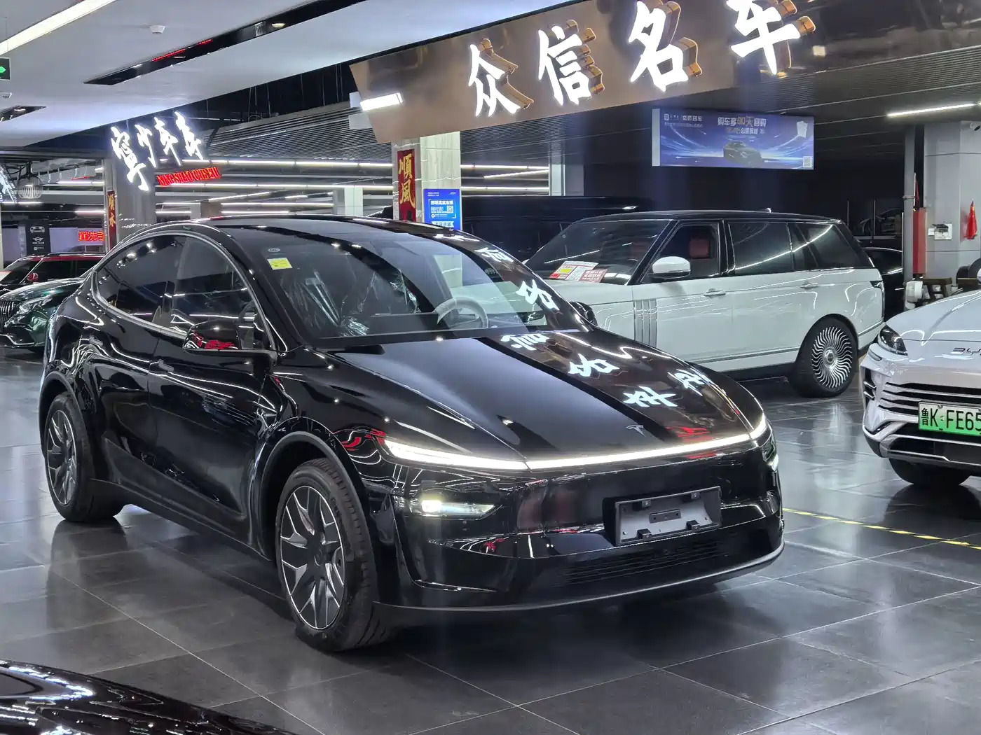Tesla Model Y L 2026 2025 Facelift Long Range AWD