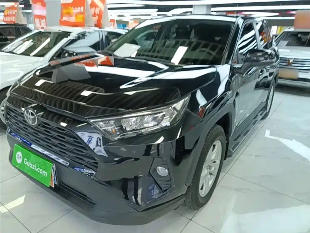 Toyota RAV4 Rongfang 2021 2.0L CVT 2WD Urban фото 2