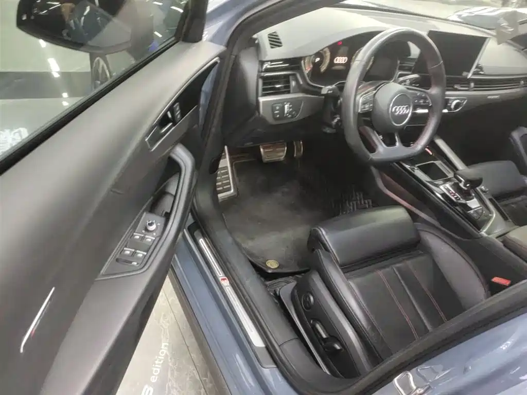 Audi A4L 2022 40 TFSI quattro RS Kit Burning Speed фото 23