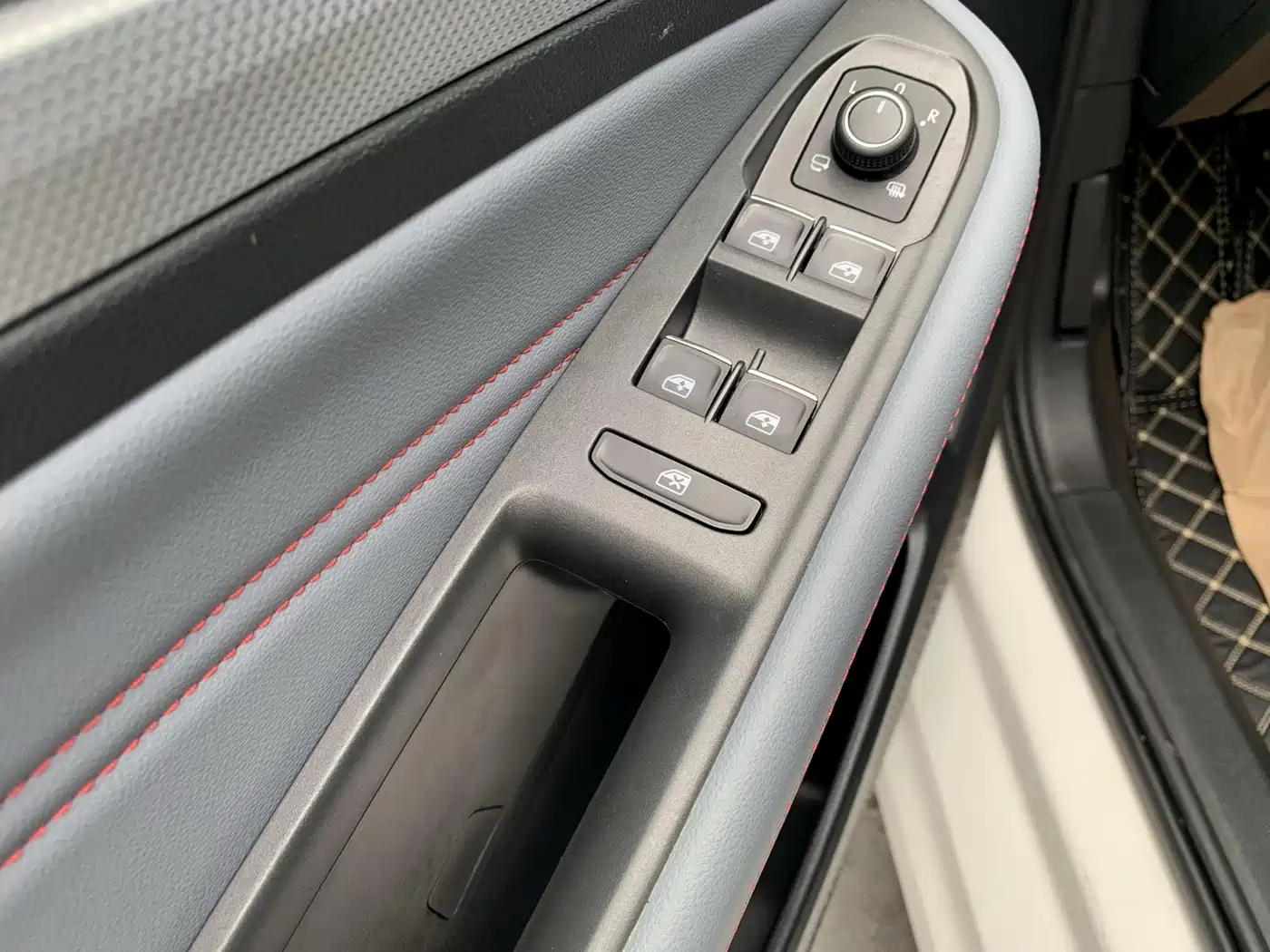 Volkswagen Lamando 2023 Lamando L 280TSI DSG Spicy Edition фото 12