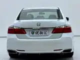 Фото 5 - Honda Accord