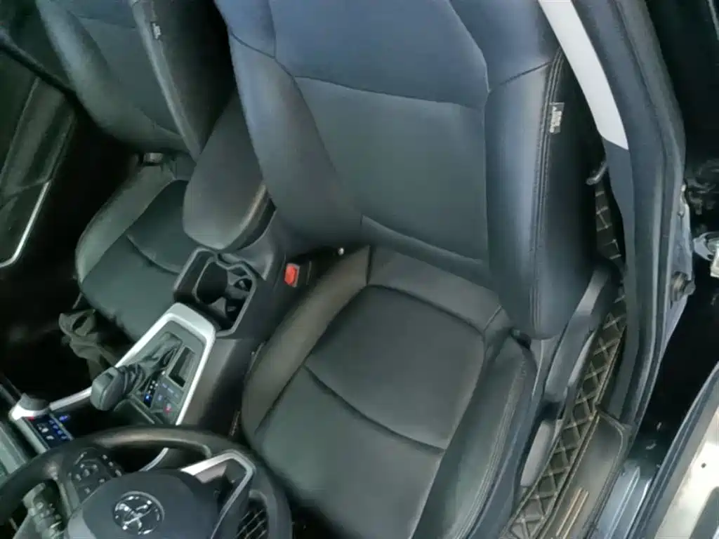 Toyota RAV4 Rongfang 2021 2.0L CVT 2WD Urban фото 15