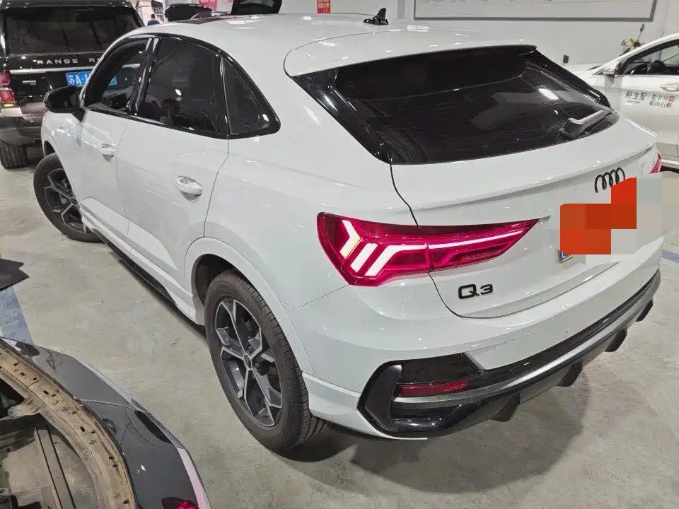 Audi Q3 Sportback 2024 40 TFSI Fashion фото 5