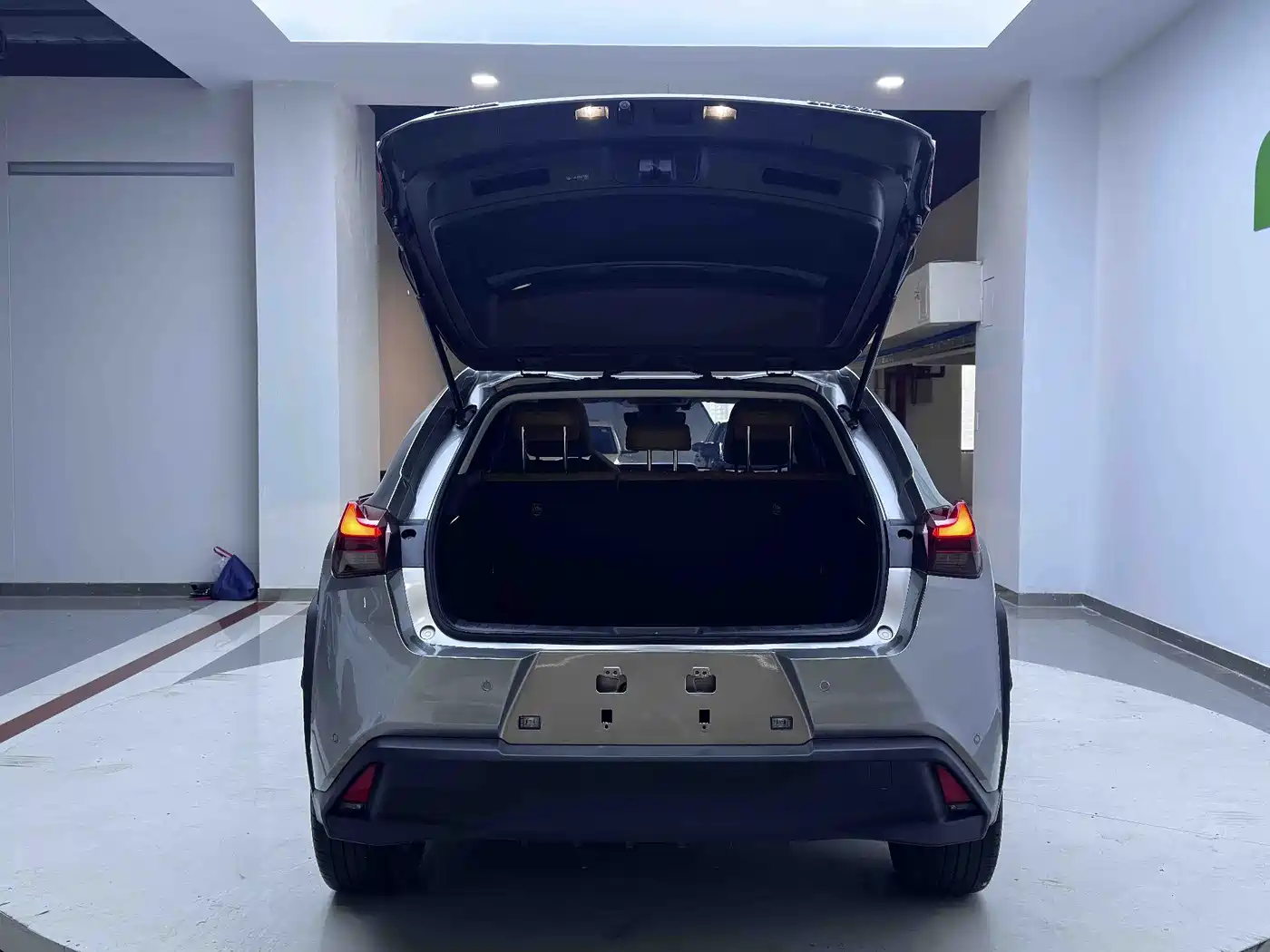 Lexus UX Electric 2022 2020 300e Pure Enjoyment Edition