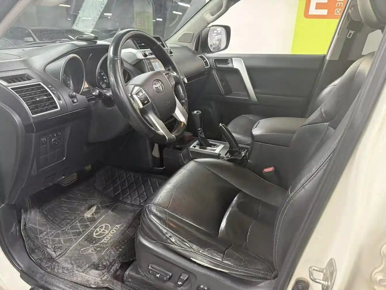 Toyota Prado 2016 2.7L Auto Standard Edition фото 5