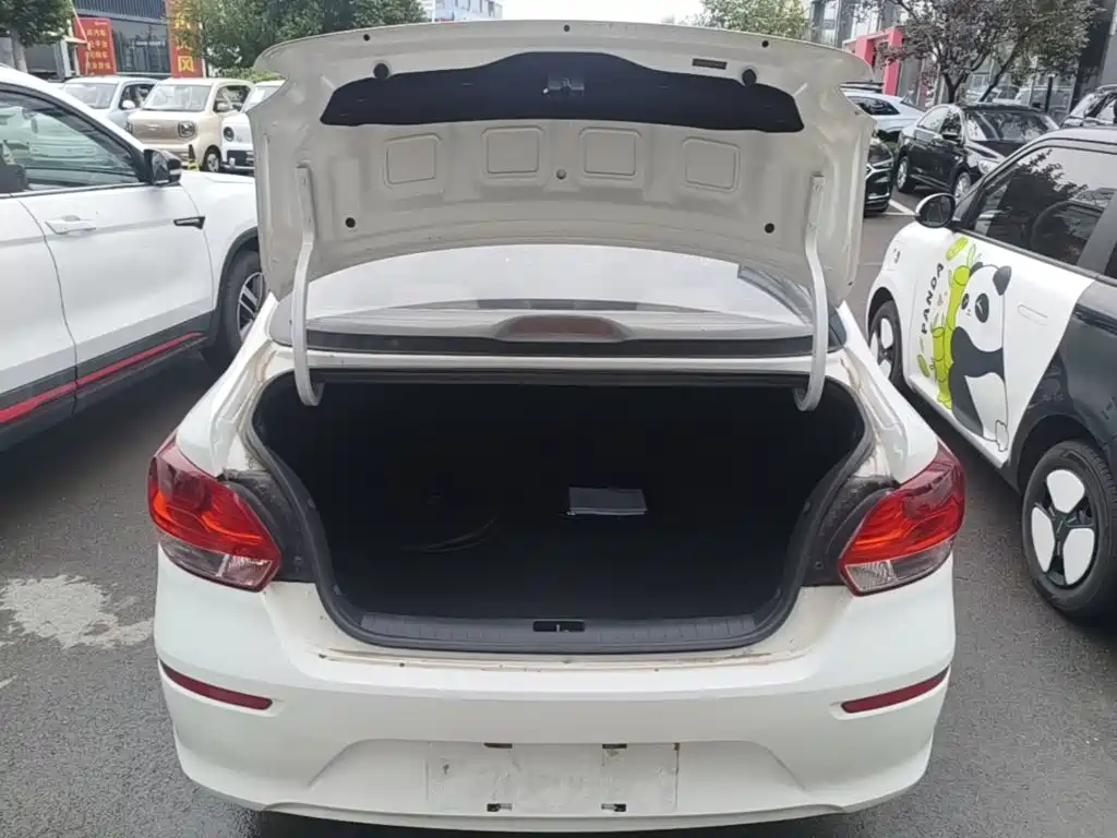 Kia Huan Chi 2026 2020 Facelift 1.4L Auto Comfort Sunroof Edition