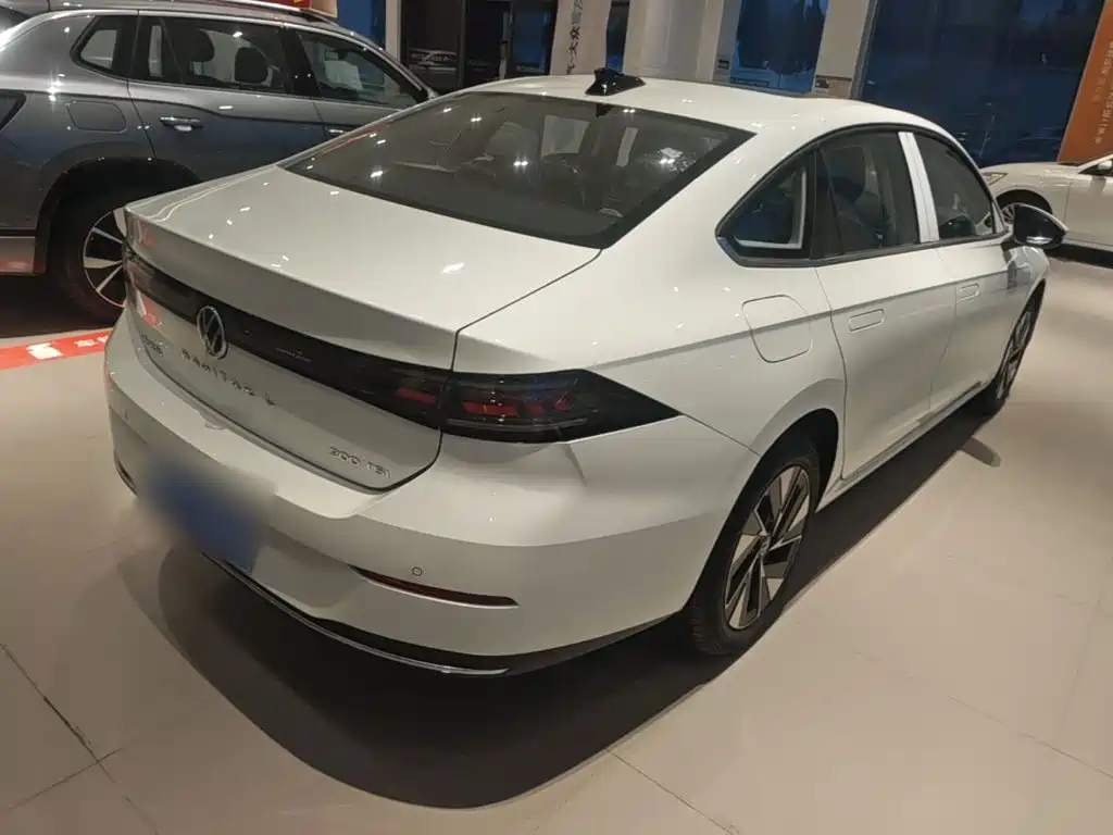 Volkswagen Sagitar, миниатюра 7
