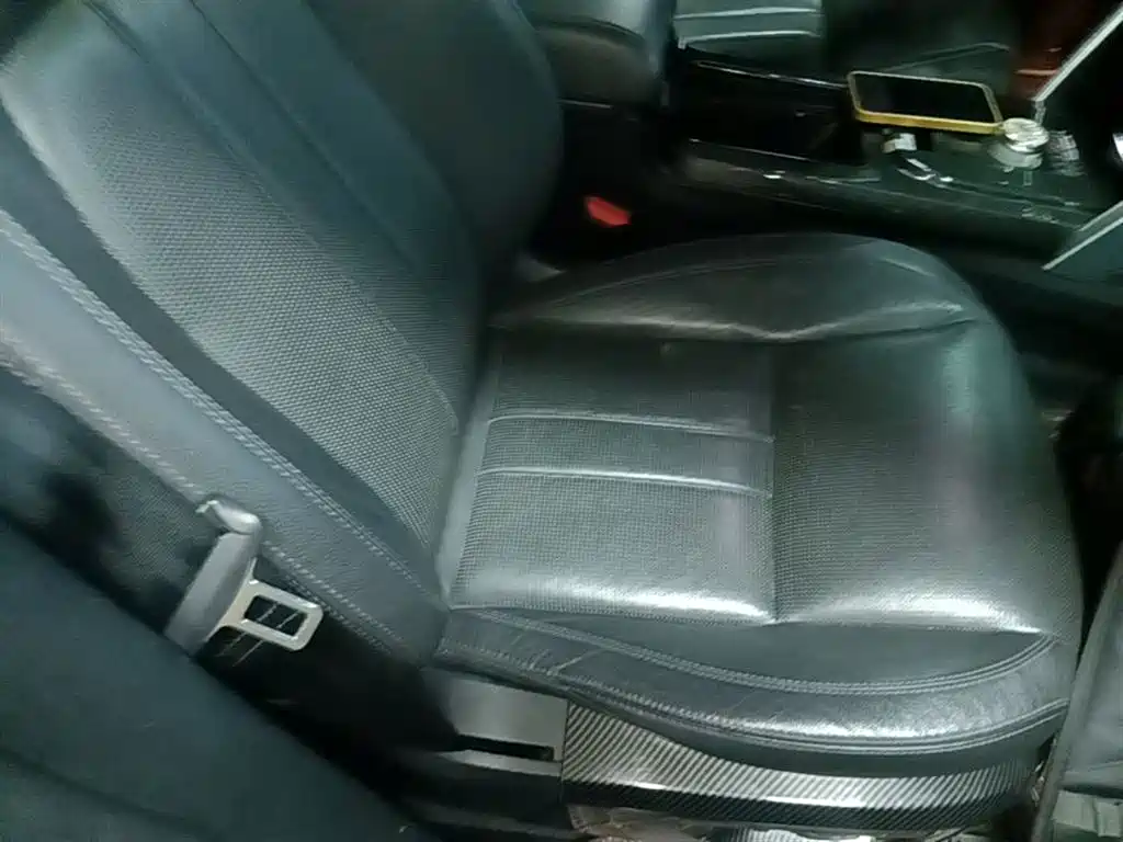 Land Rover Discovery Sport 2016 2.0T HSE фото 19