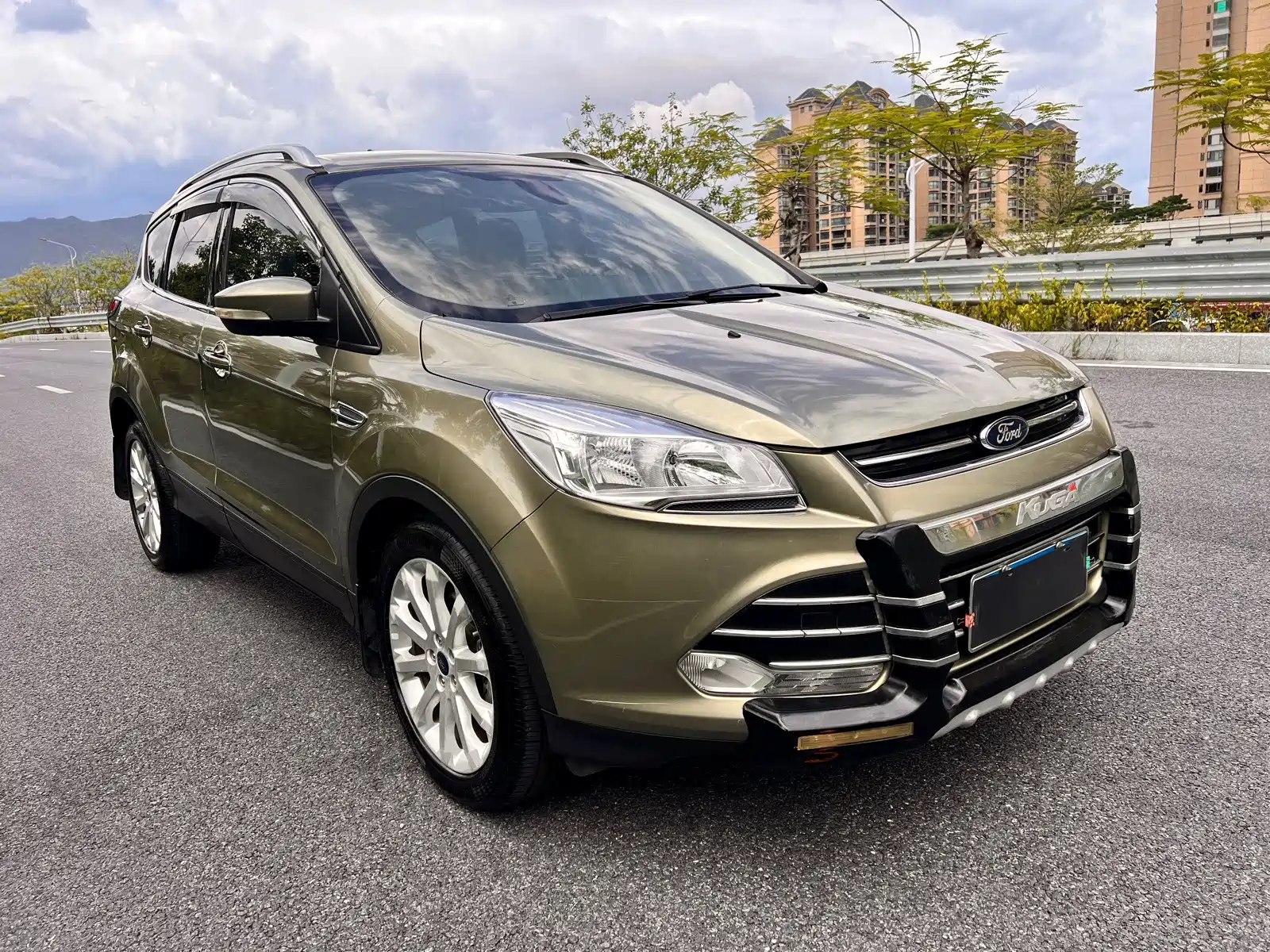 Фото 3 - Ford Kuga