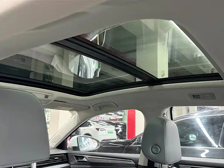 Volkswagen Sagitar 2024 200TSI DSG Flying Edition фото 5