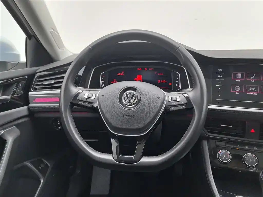 Volkswagen Sagitar 2021 280TSI DSG Surpassing Edition фото 11