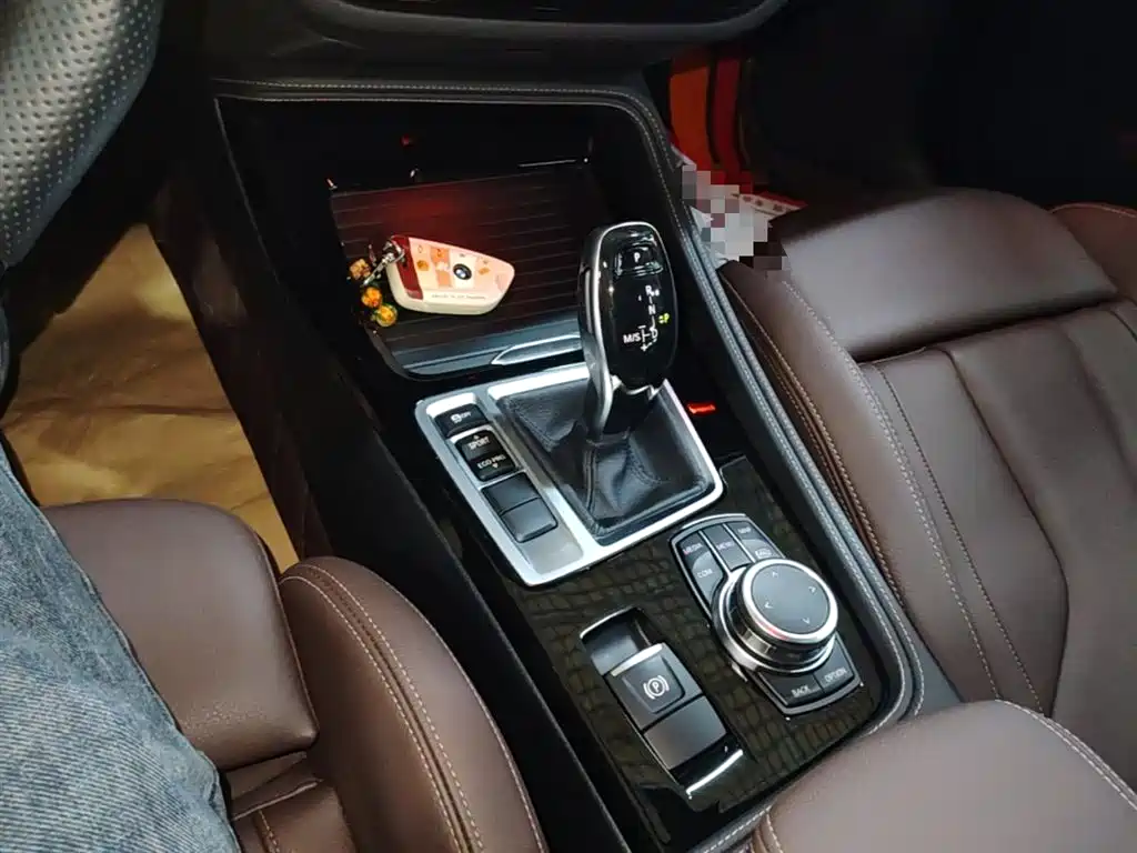BMW 1 Series 2022 125i M Sport Shadow Edition фото 14