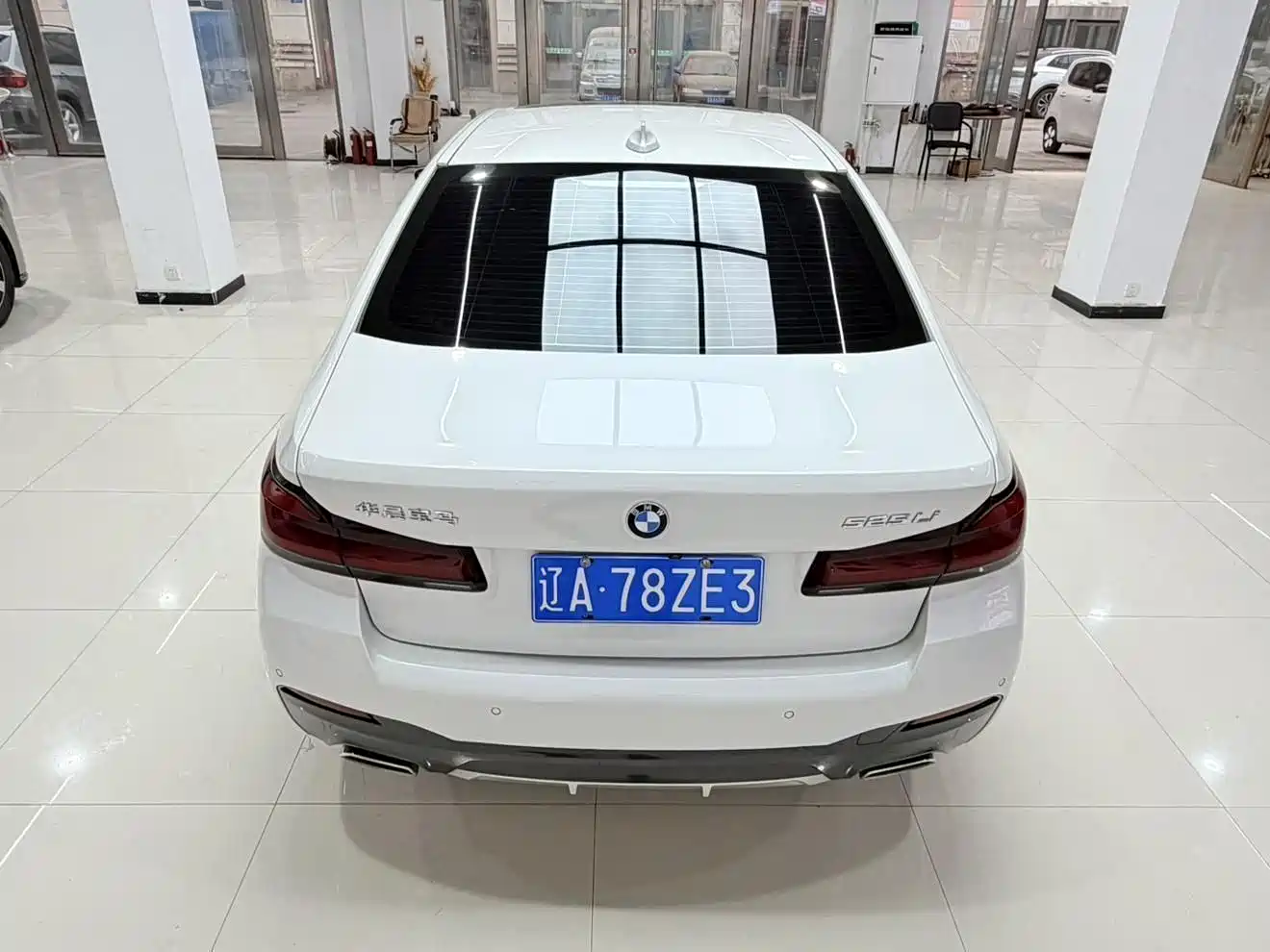BMW 5 Series 2022 Model Second Facelift 525Li M Sport Package фото 3