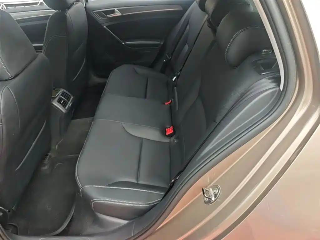 Volkswagen Golf 2015 1.4TSI Automatic Comfort фото 17