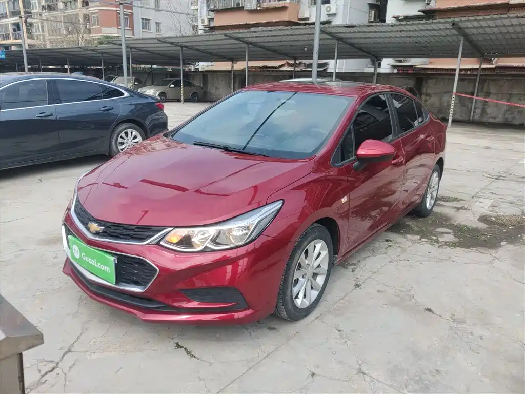 Chevrolet Cruze 2018 320 Automatic Pioneer Sunroof Edition