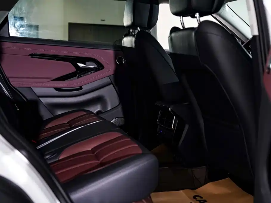 Фото 24 - Land Rover Range Rover Evoque