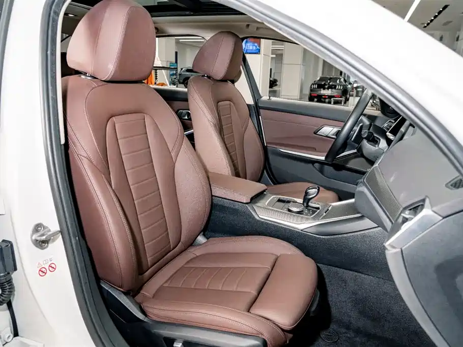 BMW 3 Series 2021 Facelift 325Li M Sport Shadow Edition фото 21