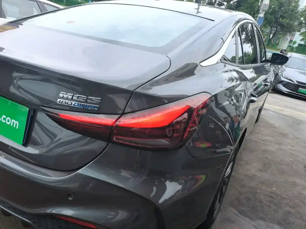 MG MG5 2025 2025 180DVVT Global Luxury Edition