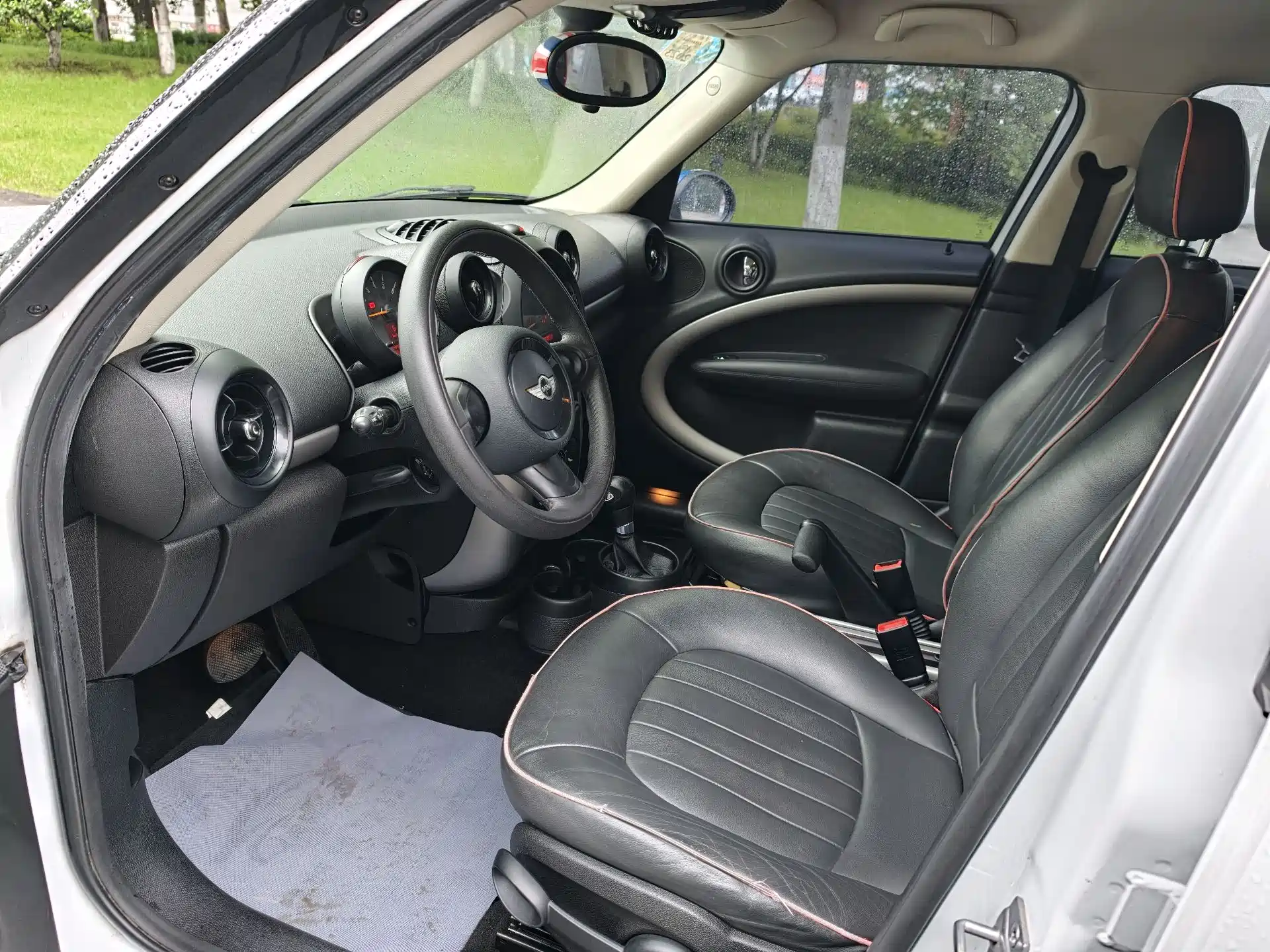 Photo 6 - MINI COUNTRYMAN