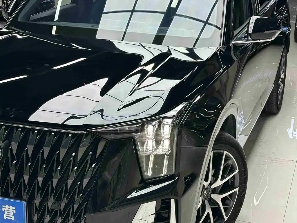 GAC Trumpchi Trumpchi GS8 2022 Dual Engine Series 2.0TM 4WD Premium Edition (6-Seater) фото 2