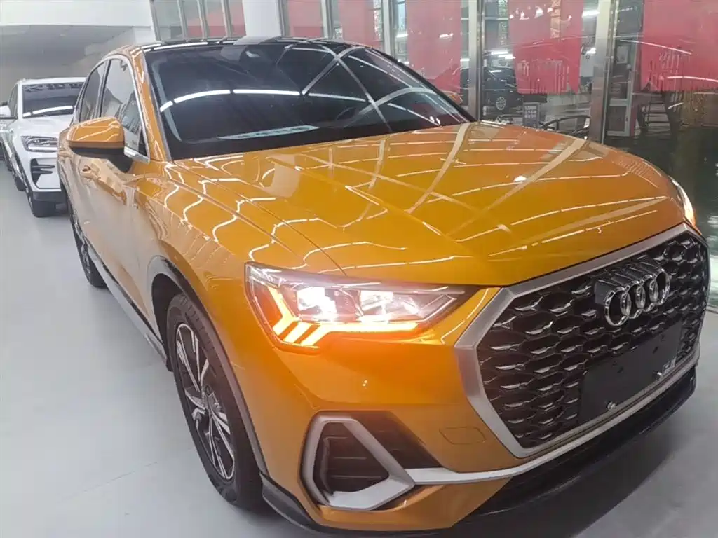 AUDI Q3 SPORTBACK