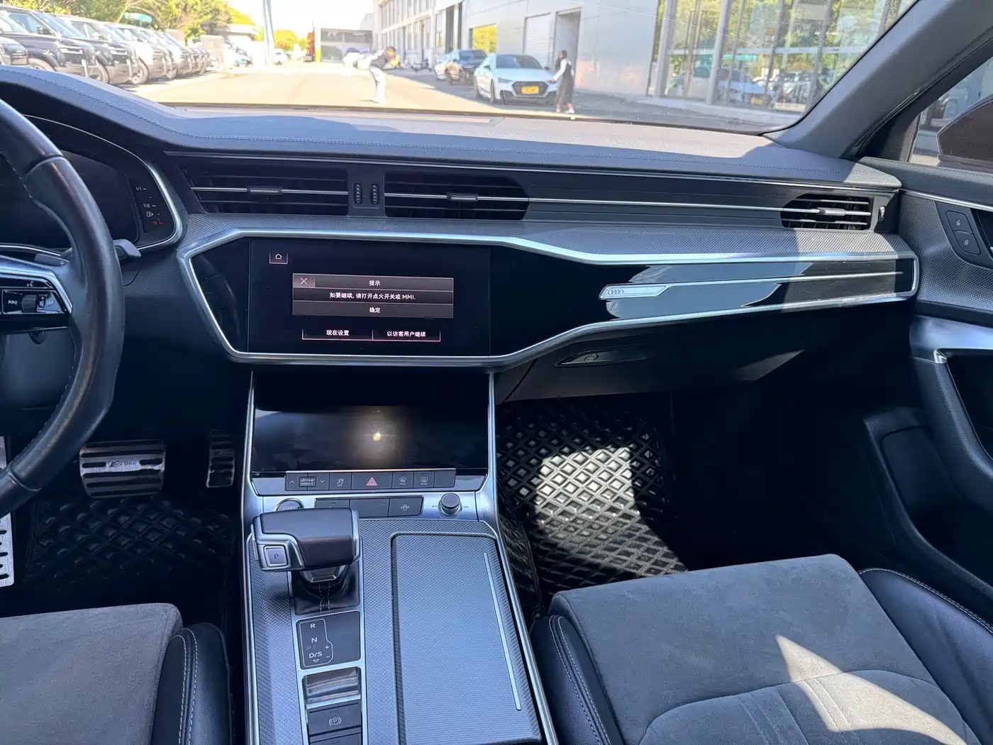 Audi A6L 2022 40 TFSI Luxury Dynamic фото 9