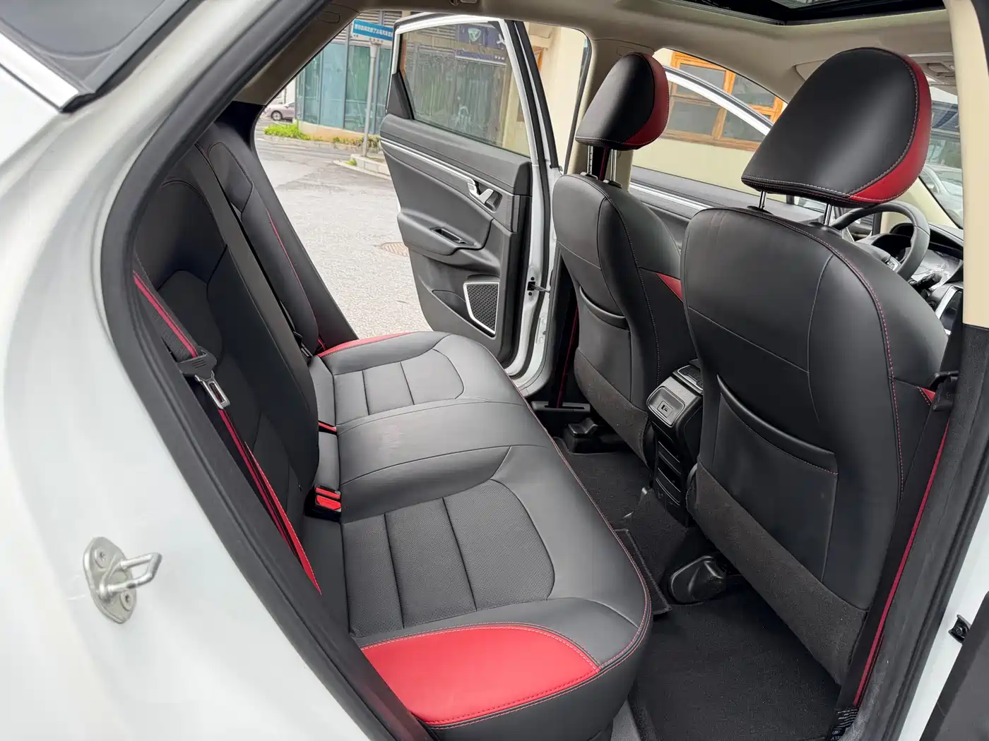 Geely Emgrand GS 2021 2020 1.4T CVT Elegance