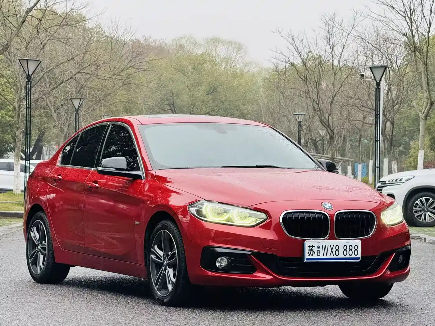 BMW 1 Series 2017 118i Sport фото 3