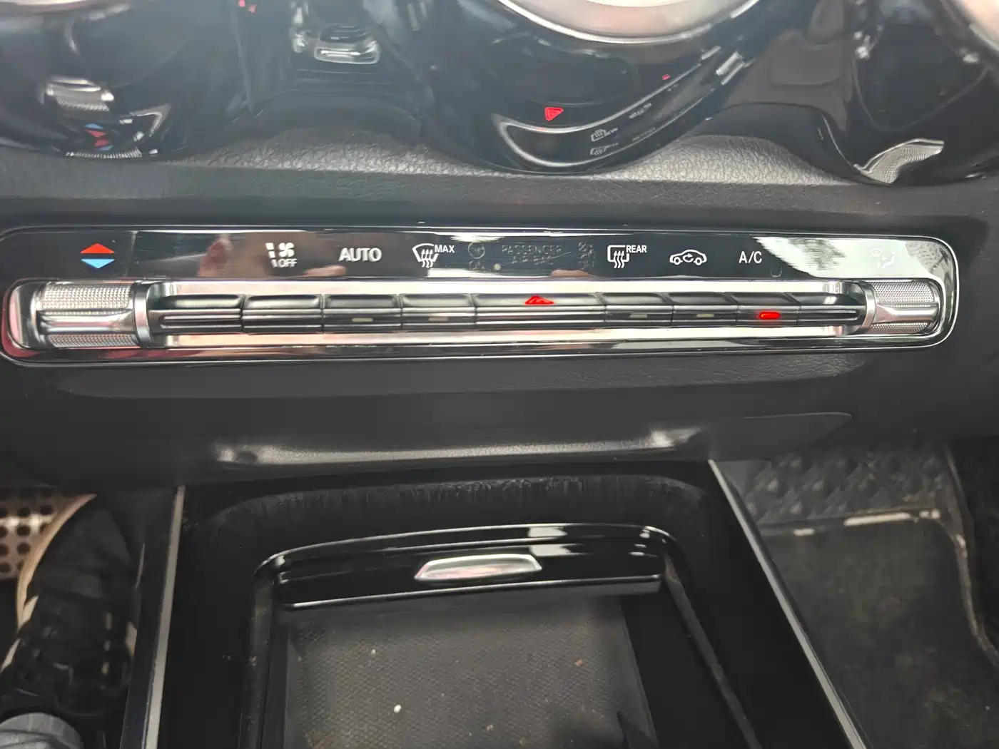 Mercedes-Benz GLB 2020 GLB 200 Pioneer Special Edition фото 12