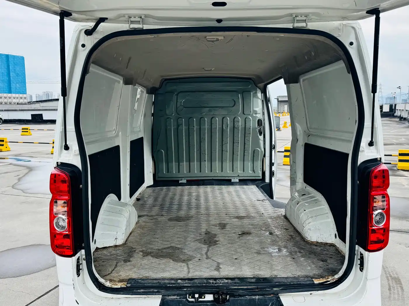 CHANGAN CHANGAN RUIXING EM80