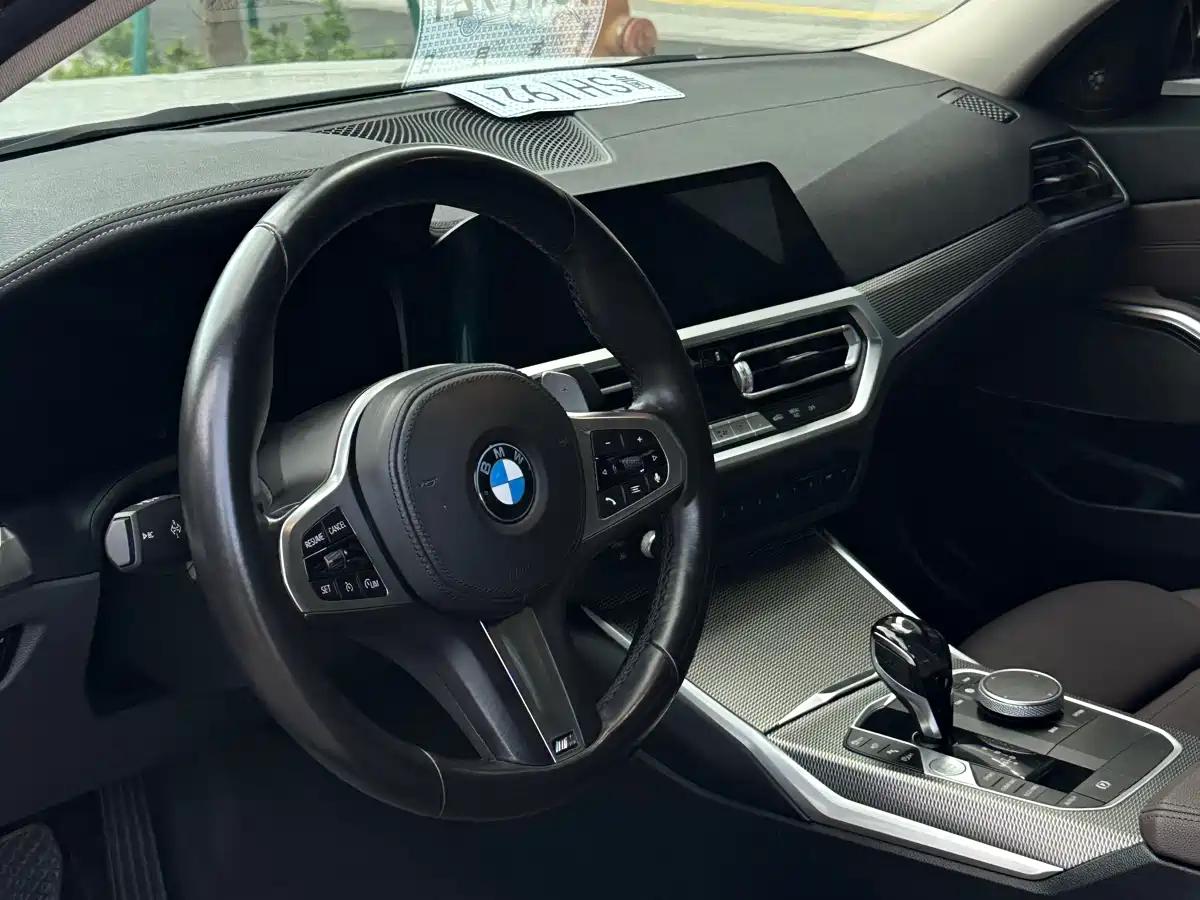 BMW 3 Series 2021 325Li M Sport Night Edition фото 9