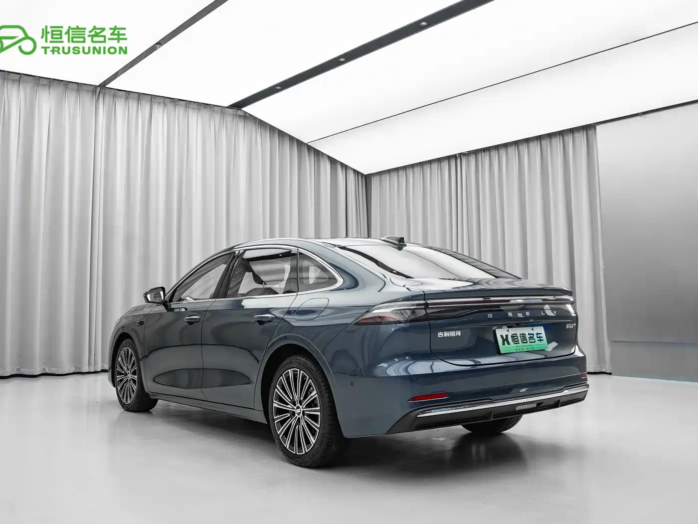 Geely Galaxy Galaxy A7 2025 EM-i фото 6