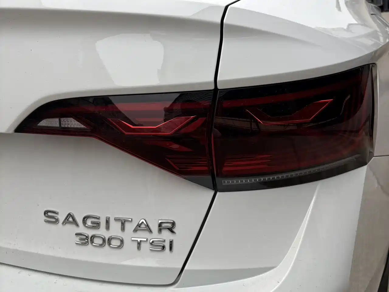 Volkswagen Sagitar 2024 300TSI DSG Surpass Edition фото 13
