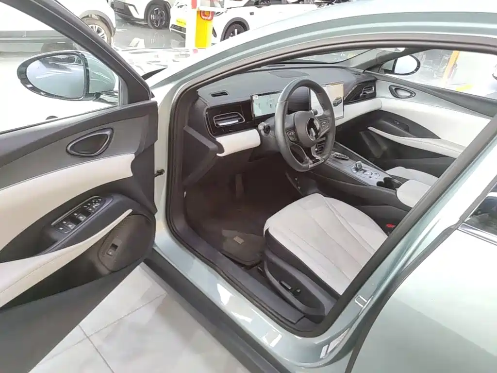 BYD Seal 06 New Energy 2025 2025 DM-i Smart Drive Edition 120KM Luxury