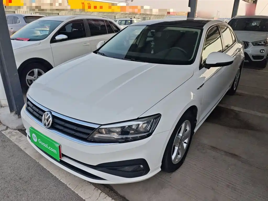VOLKSWAGEN LINGDU