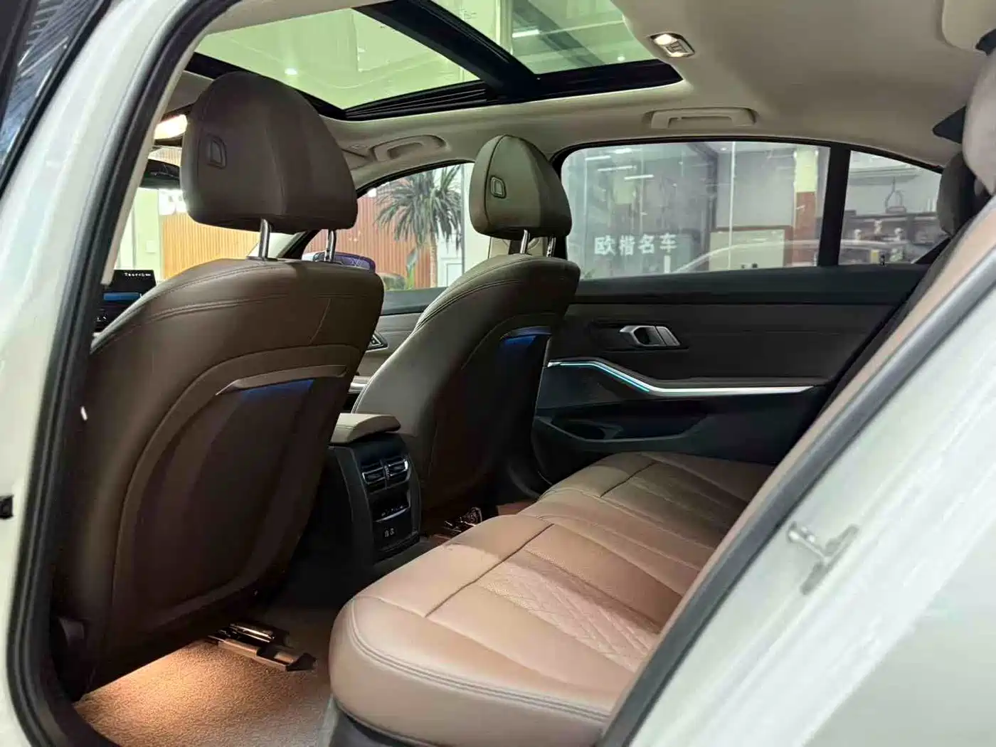 BMW i3 2024 eDrive 35 L фото 9