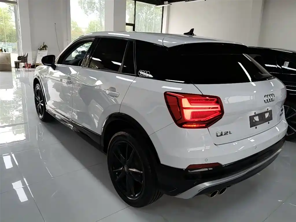 Audi Q2L 2021 35 TFSI Progressive Dynamic фото 5