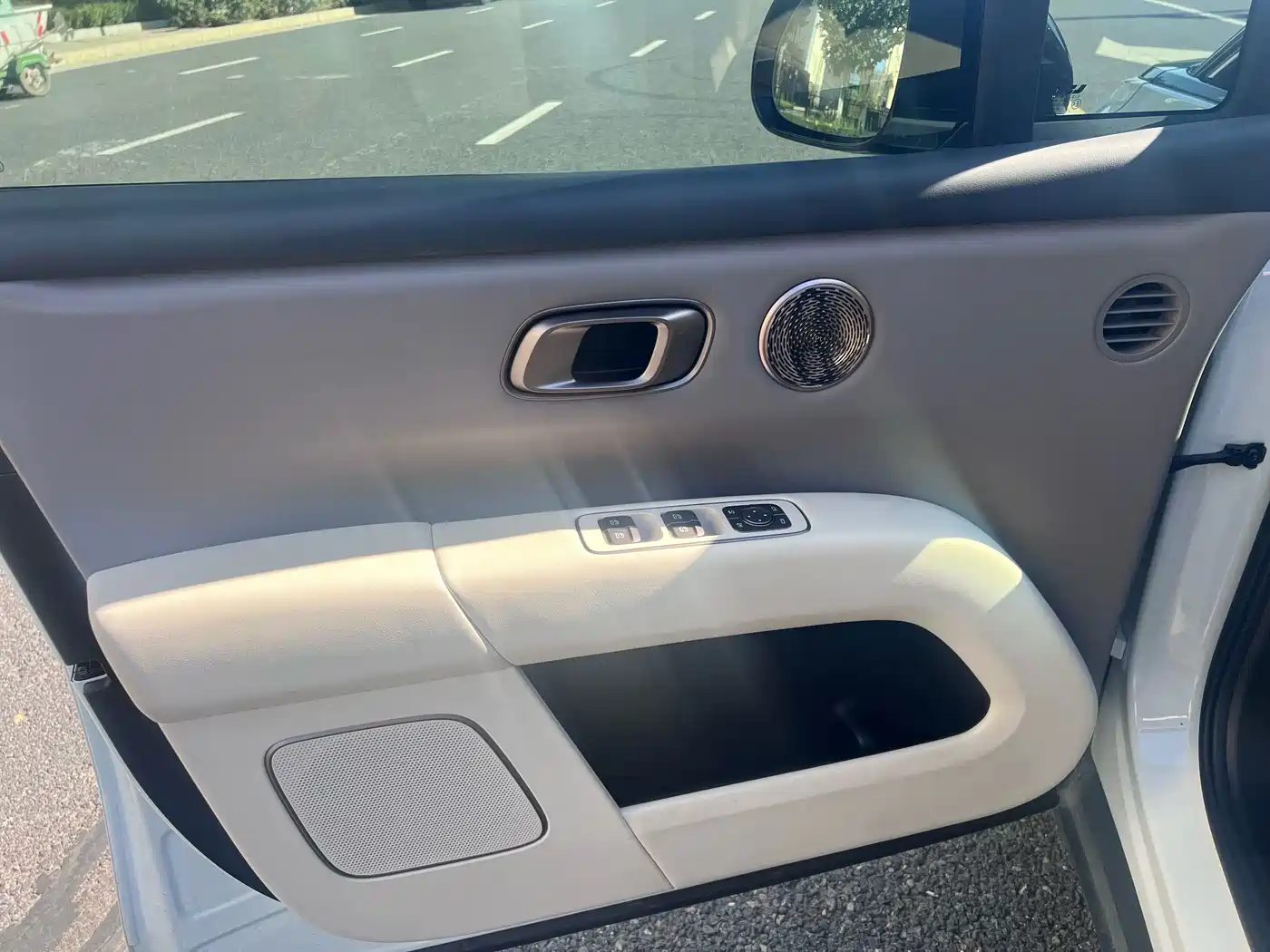 Li Auto i6 2025 2025 4WD Base Model