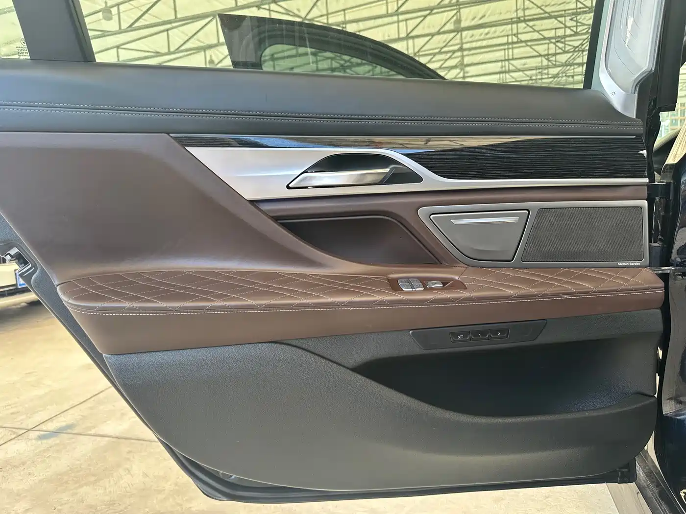 BMW 7 Series 2019 740Li Leading M Sport Package фото 18