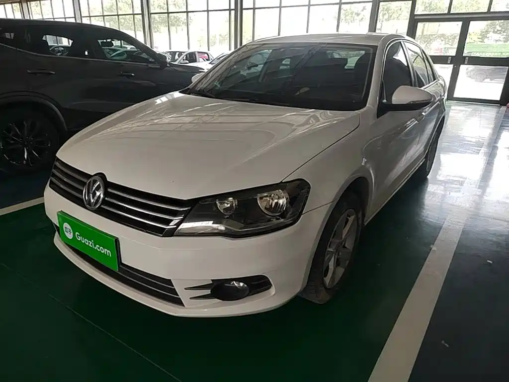 Volkswagen Bora 2015 Quality Edition 1.6L Manual Fashion фото 2