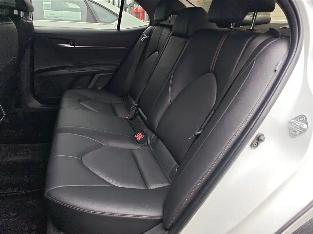 Toyota Camry 2021 2.0G Luxury Edition фото 17