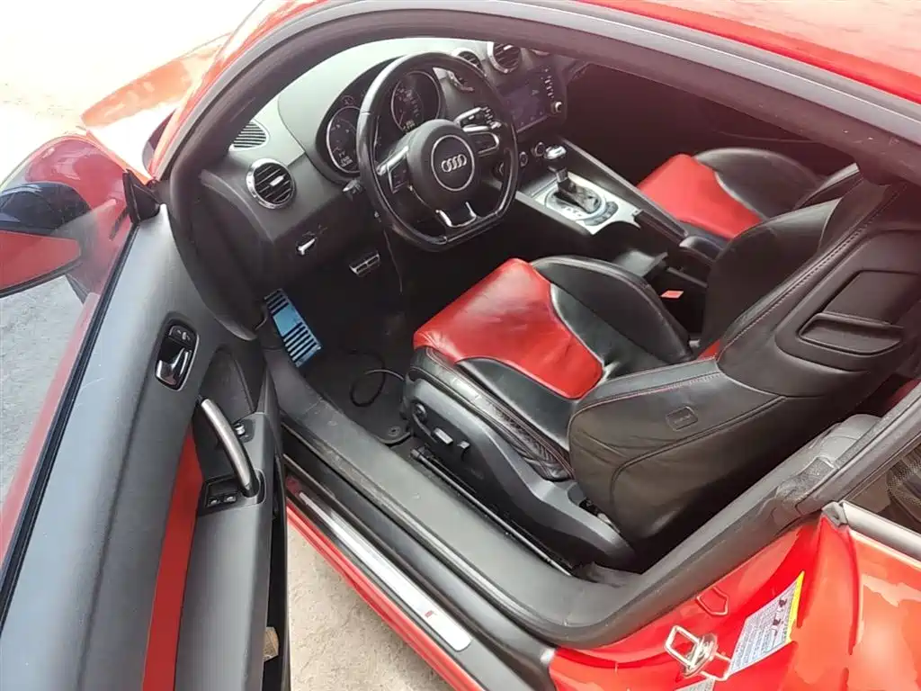Audi TT 2014 TT Coupe 45 TFSI Sport Edition фото 16