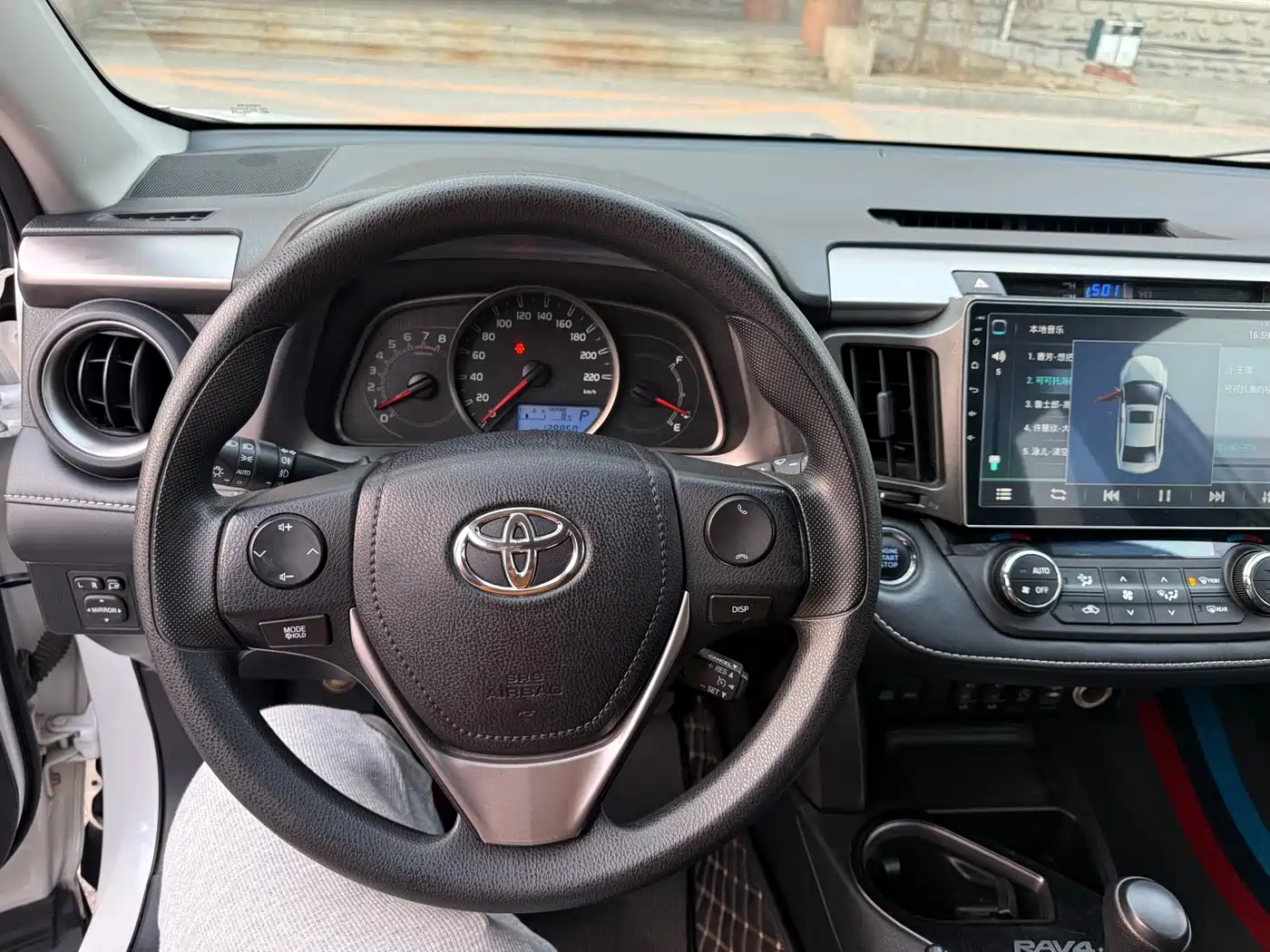 Toyota RAV4 Rongfang 2016 2.0L CVT 2WD Comfort (China V) фото 14