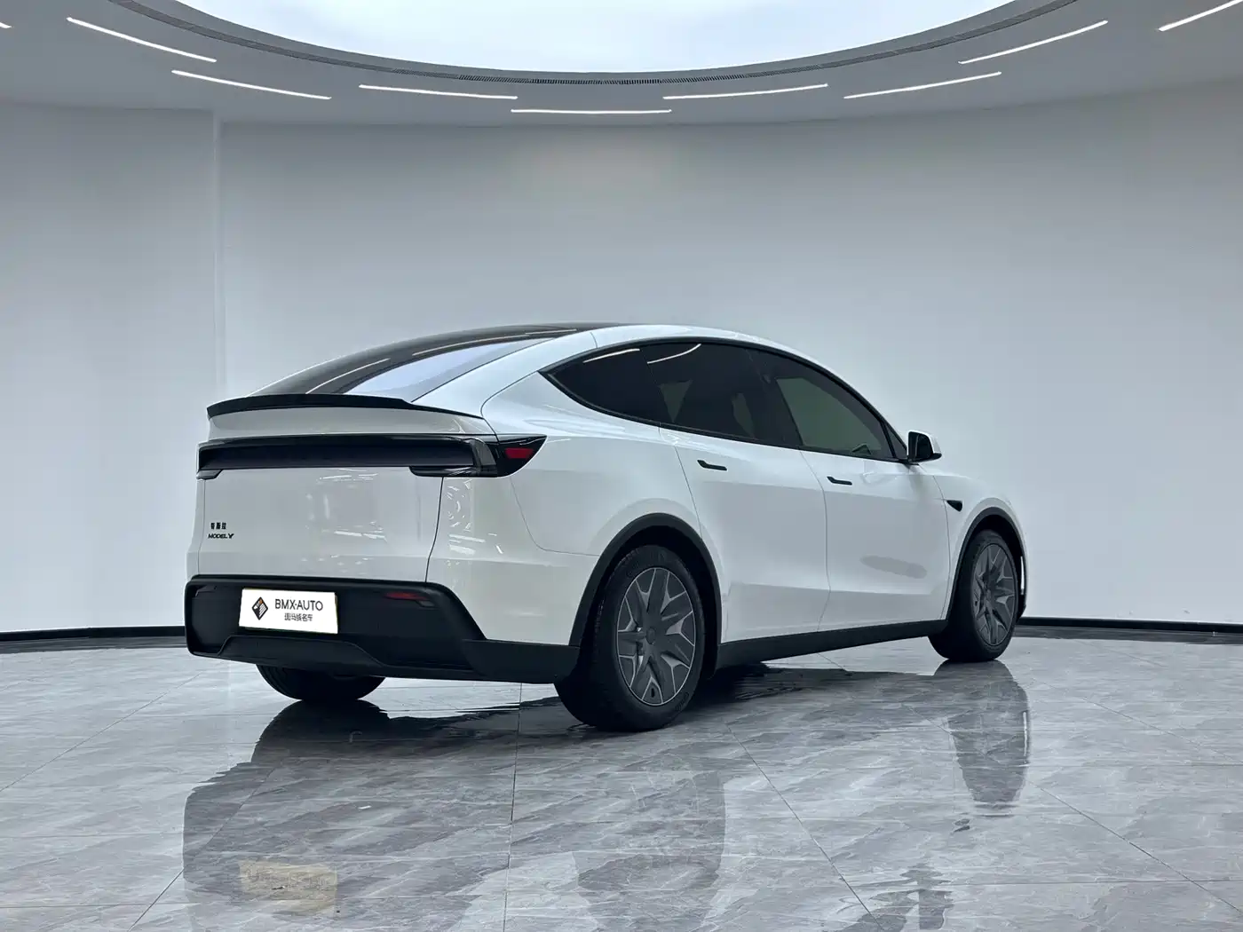 Tesla Model Y L 2026 2025 Facelift Long Range AWD
